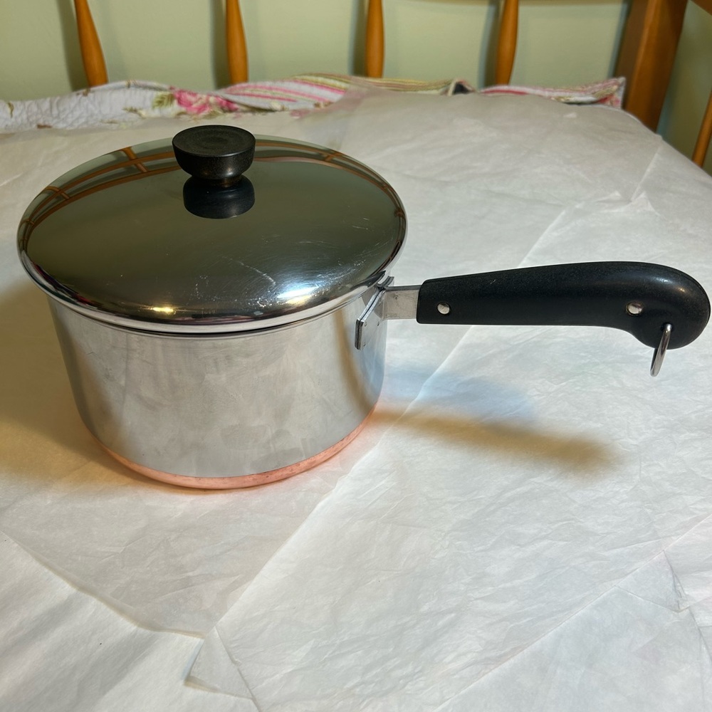 Vintage Revere Ware 3 Quart saucepan process patent 2363973 with lid